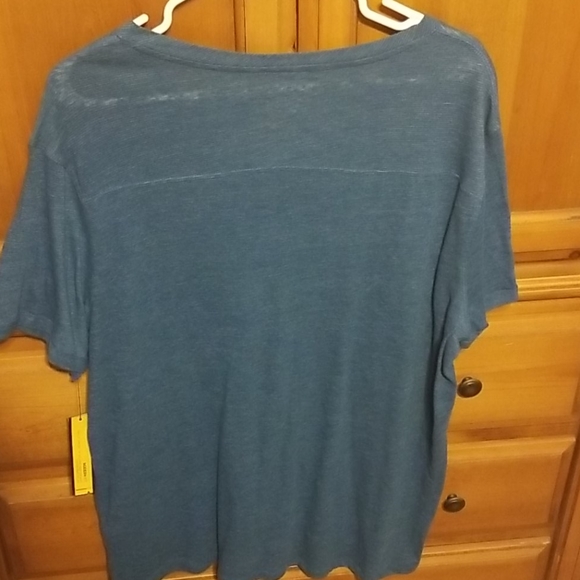 mens shirt - Picture 2 of 3